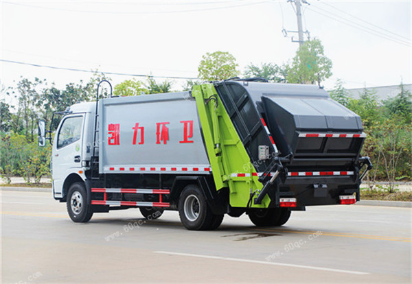 國(guó)五東風(fēng)7方壓縮式垃圾車(chē)