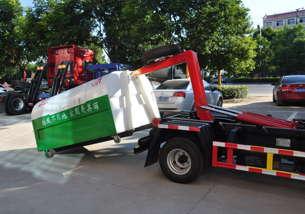 國(guó)五凱馬車(chē)廂可卸式垃圾車(chē)