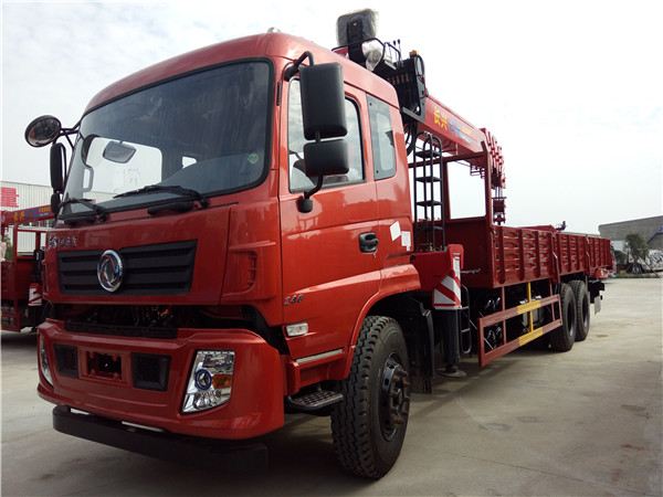 東風(fēng)后雙橋12噸隨車(chē)吊