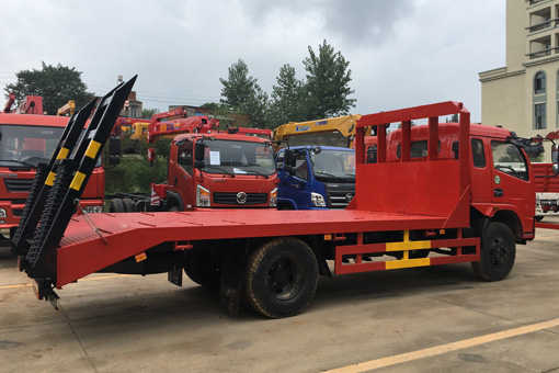 【國(guó)五】東風(fēng)福瑞卡平板車