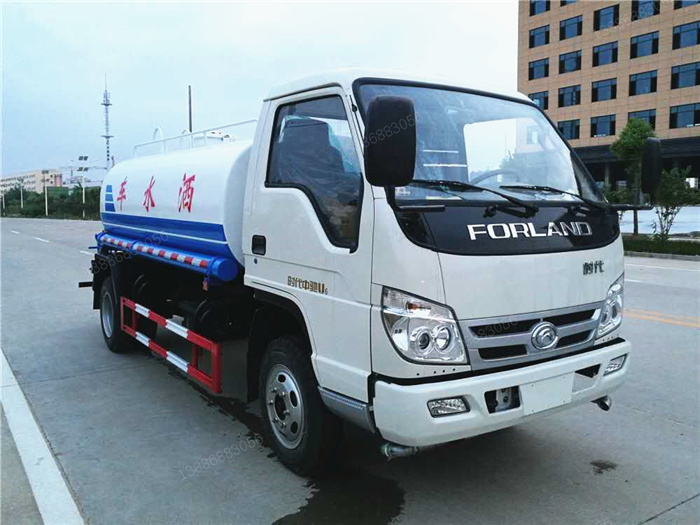 福田時(shí)代灑水車(chē)
