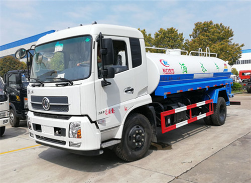 東風(fēng)天錦12噸灑水車(chē)