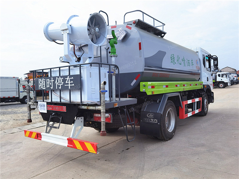 國(guó)六東風(fēng)D9型霧炮車
