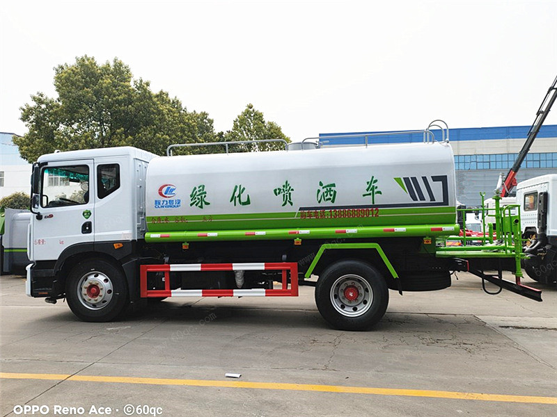 東風(fēng)14-15噸D9灑水車