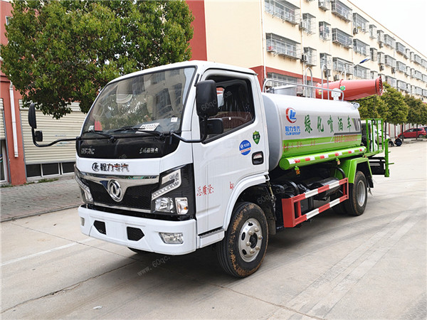 東風(fēng)福瑞卡抑塵霧炮車(chē)