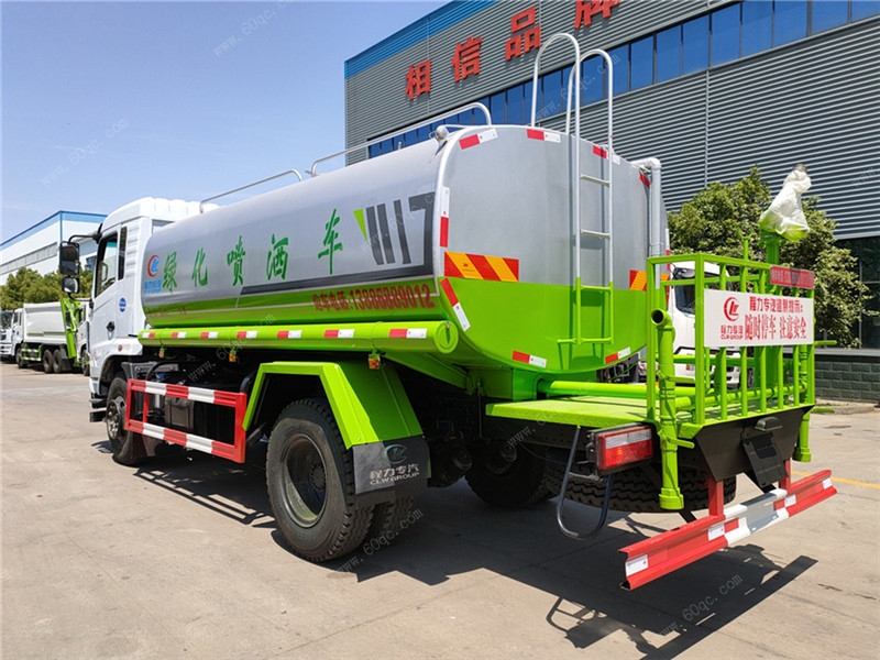 國(guó)六東風(fēng)專(zhuān)用底盤(pán)D3灑水車(chē)