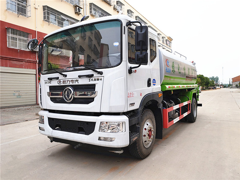 國六東風(fēng)多利卡D9霧炮車