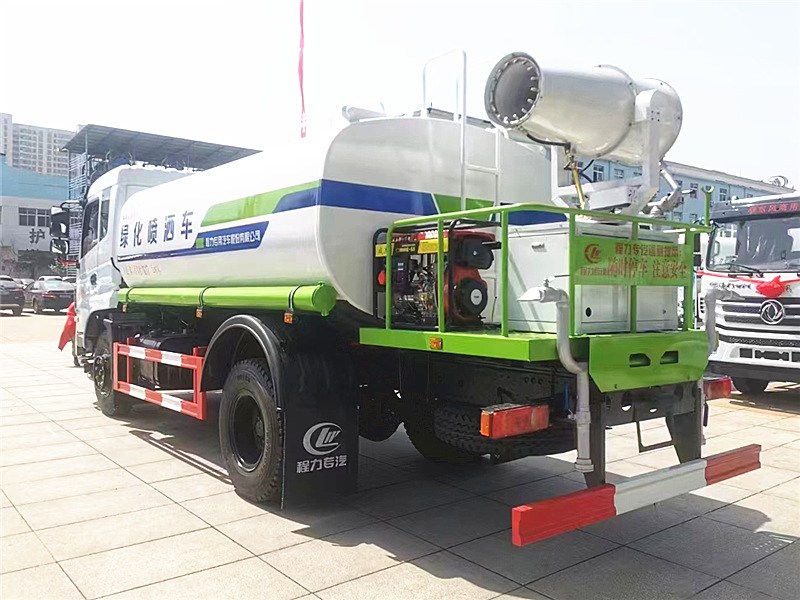 國(guó)六東風(fēng)12噸D17灑水車
