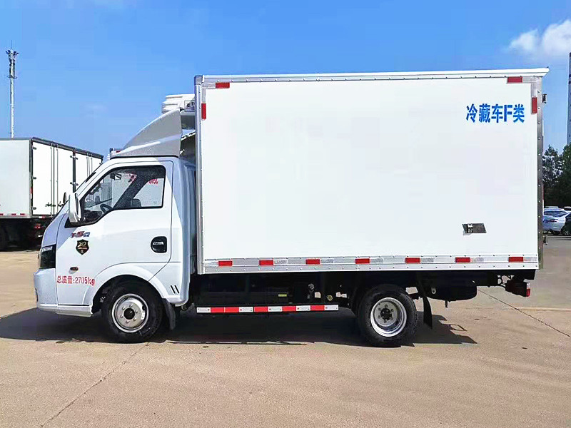 東風(fēng)途逸國(guó)六冷藏車