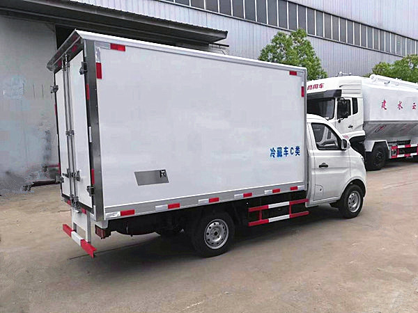 長(zhǎng)安國(guó)六冷藏車