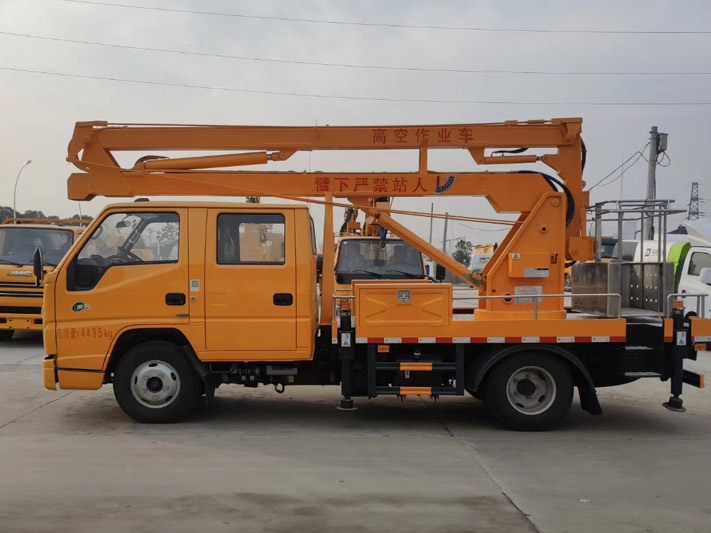 江鈴雙排12米高空作業(yè)車(chē)