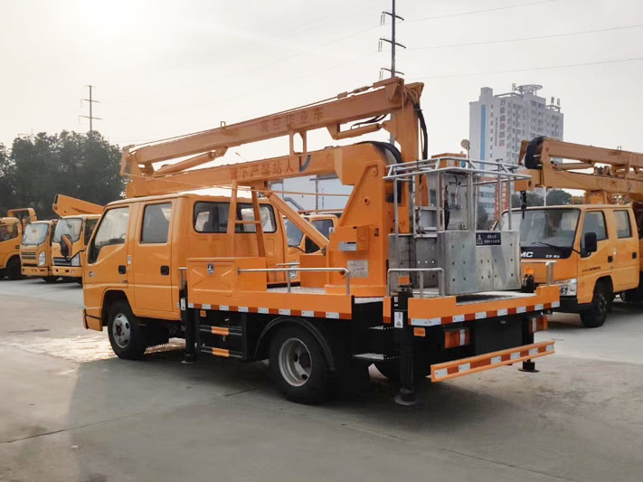 江鈴雙排12米高空作業(yè)車(chē)