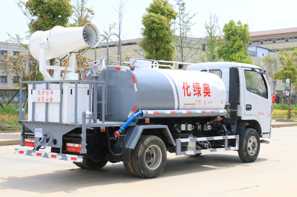 東風福瑞卡抑塵霧炮車